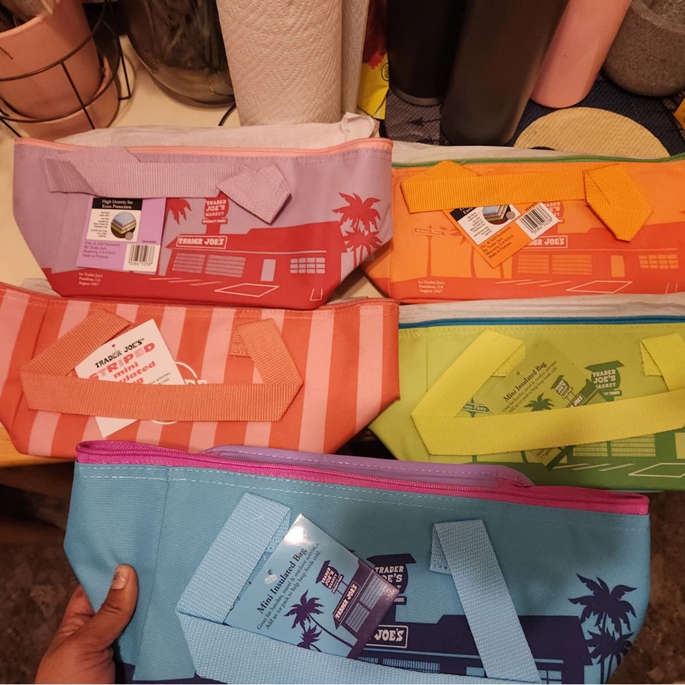 Trader Joe's Summer Mini Insulated Bags * Limited Edition *